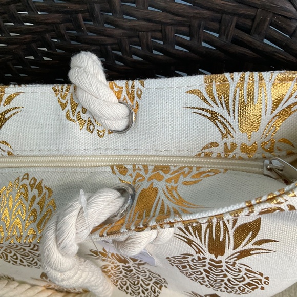 Large Hawaii Gold Pineapple Canvas Bag NWT - Picture 5 of 7